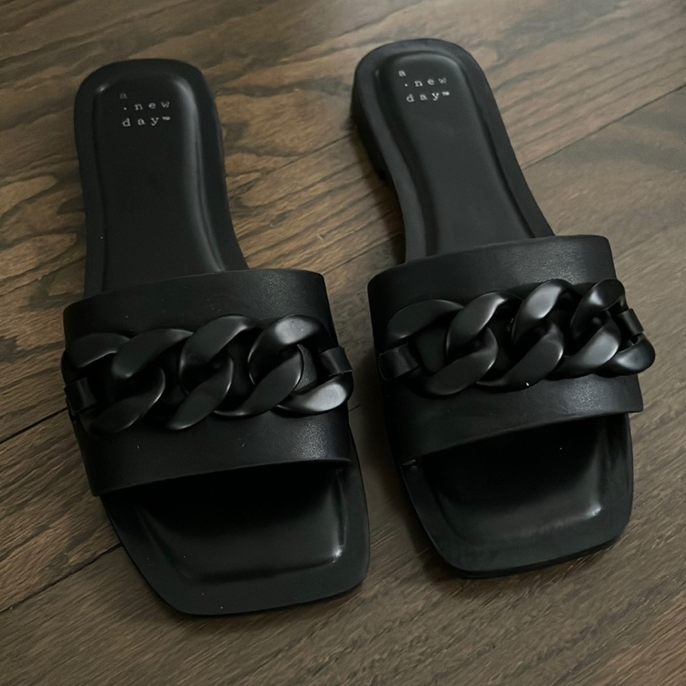 Black Sandals with Chain Detail